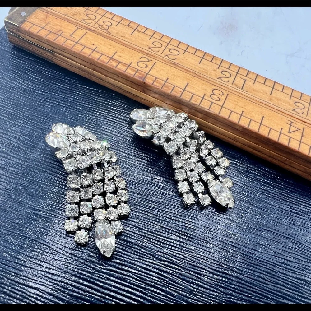 Vintage rhinestone fringe clip on earrings costume jewelry silver tone